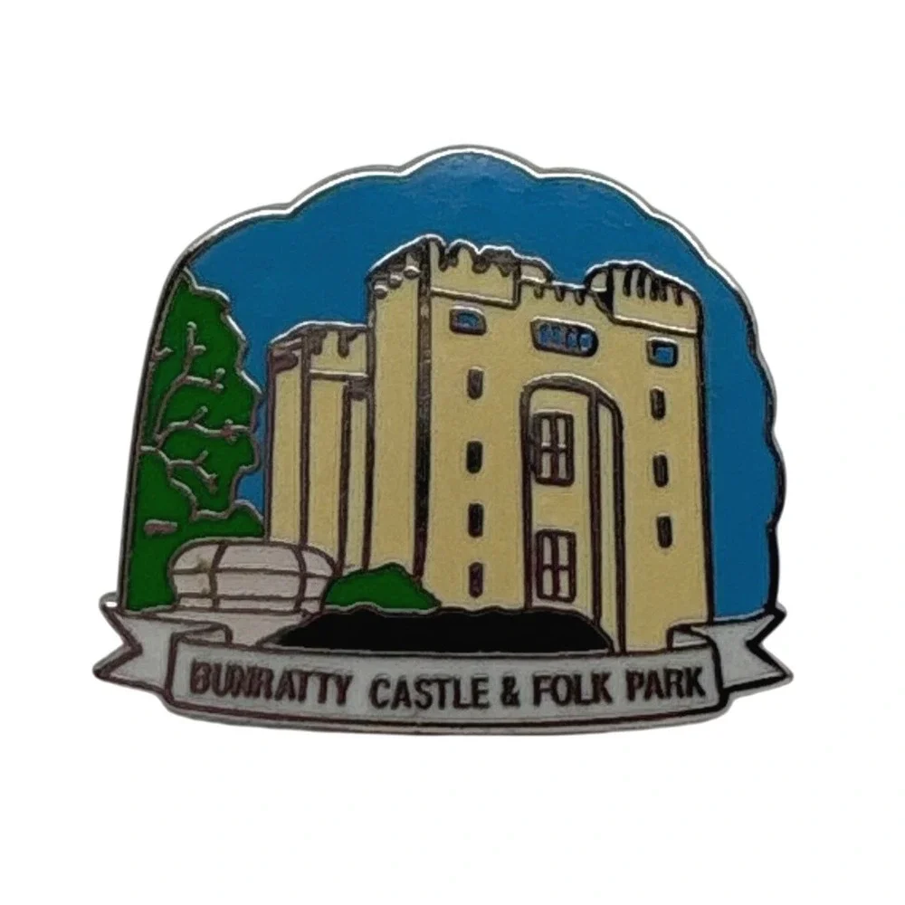 Bunratty Castle & Folk Park Ireland Enamel Souvenir Pin County Clare Irish